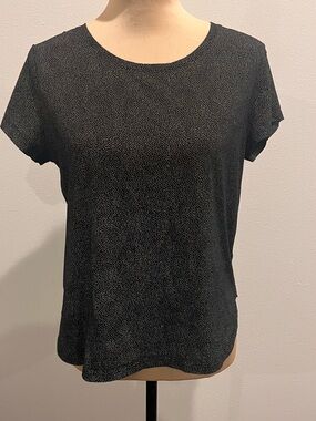 Women's Black Microdot Short Sleeve Top